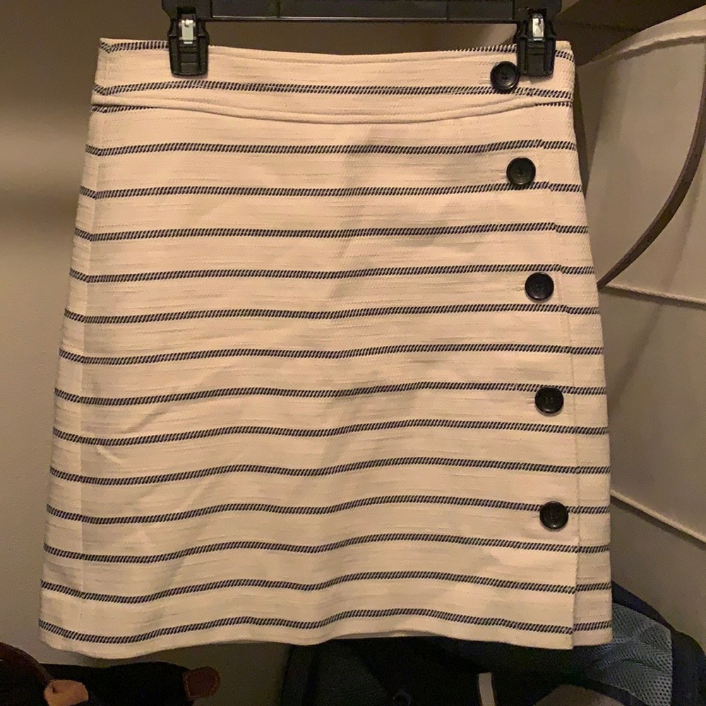 Ann Taylor Short Skirt Size 0